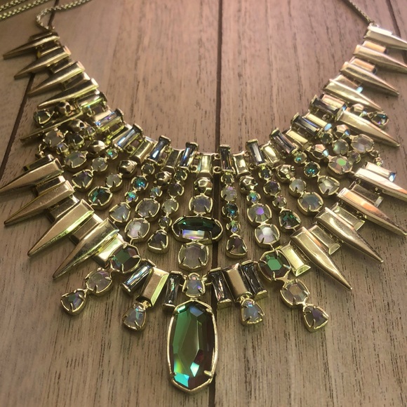 Kendra Scott Jewelry - Kendra Scott NWOT Madelyn Gold Statement Necklace - FIRM